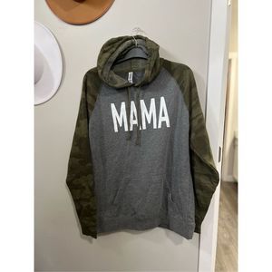 Boutique Women's Gray Green Mama Print Camo Hooded Sweatshirt Size 2XL